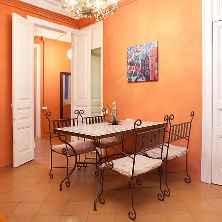 Born Arts Luxury Palace Apartamento *